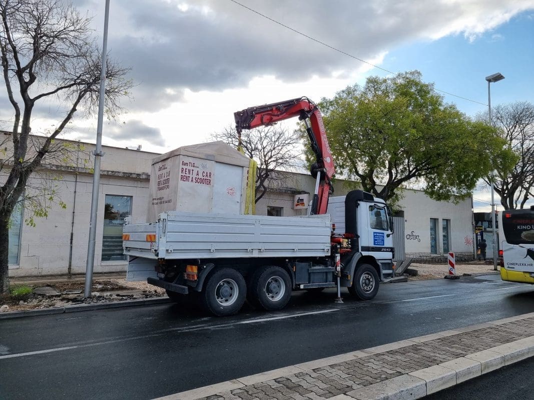 "KOMEDIJA JE GOTOVA" Otišao je i posljednji kiosk sa Istočne obale