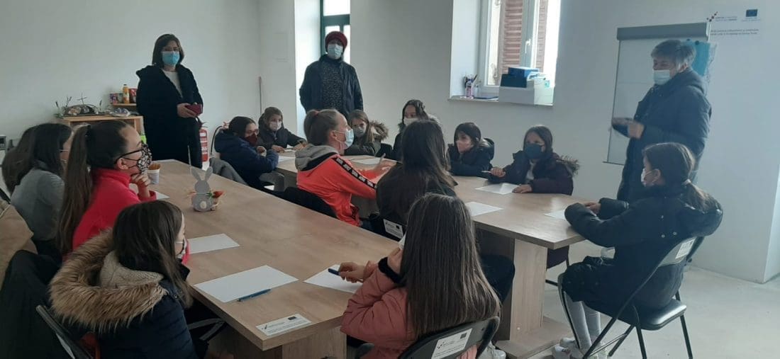 Lovreć: Ovog petka posjetite manifestaciju ''Knjiga za knjigu''