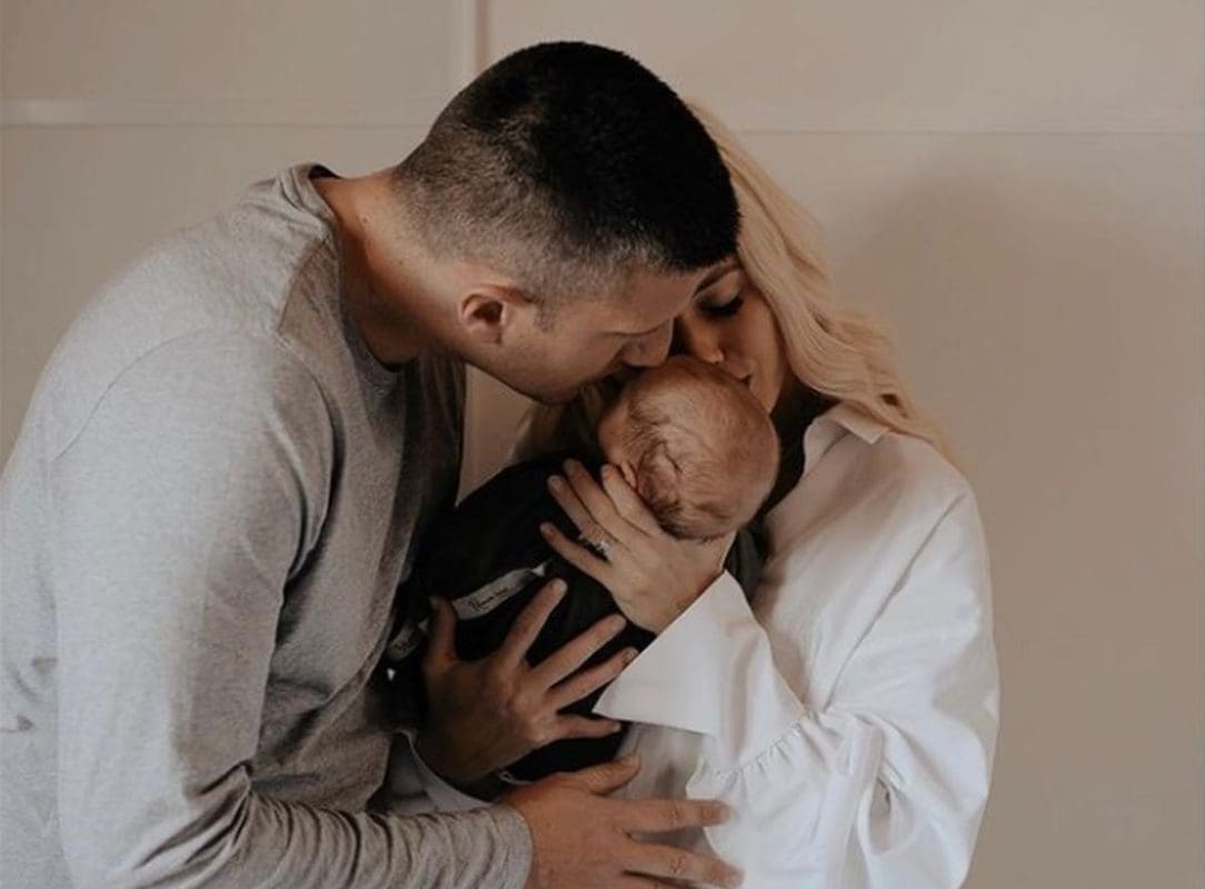 FOTOGRAFIJA IZ BOLNICE Mišura objavila: 'Bogu hvala nije prestrašno, ali je uvijek stresno kada je u pitanje dijete'