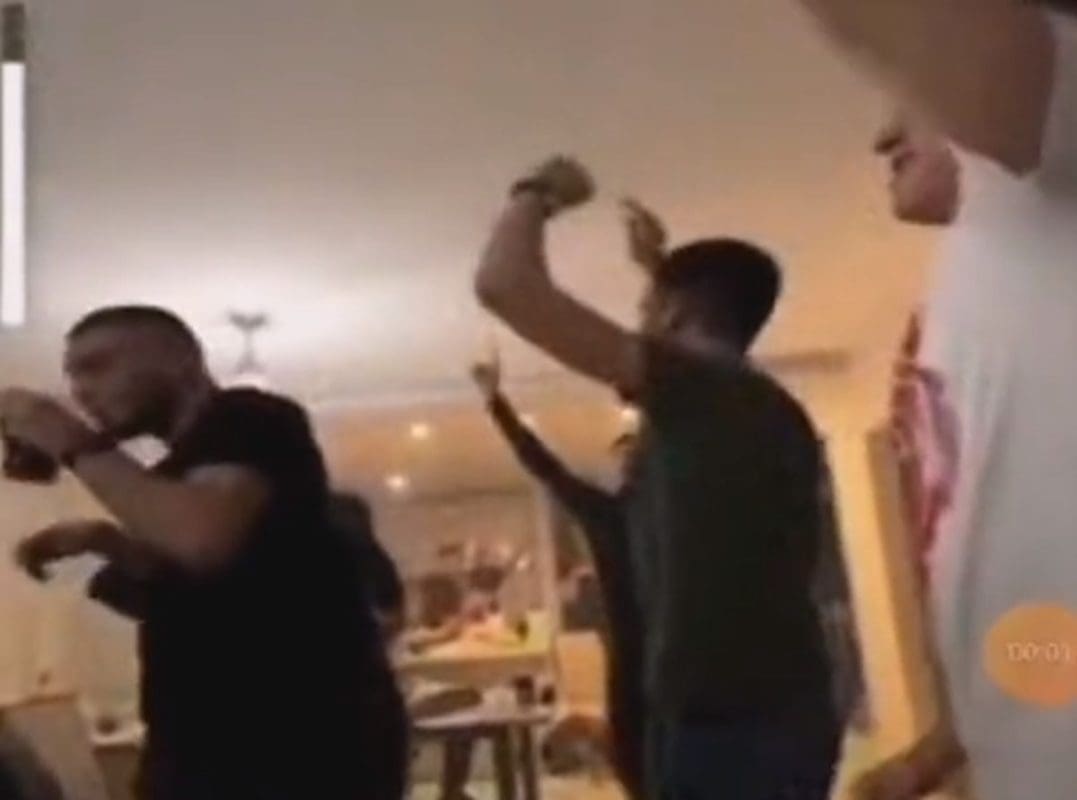 "VOLIM TE HAJDUČE..." Pogledajte kako igrači Rijeke pjevaju Hajdukovu pjesmu