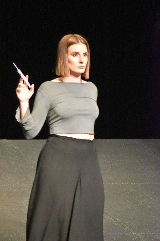 predstava-recenzija-mia-megi (1)