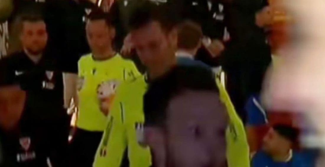 VIDEO Trenutak kada je Rakitić primijetio Alvesa je najbolje što ćete danas vidjeti