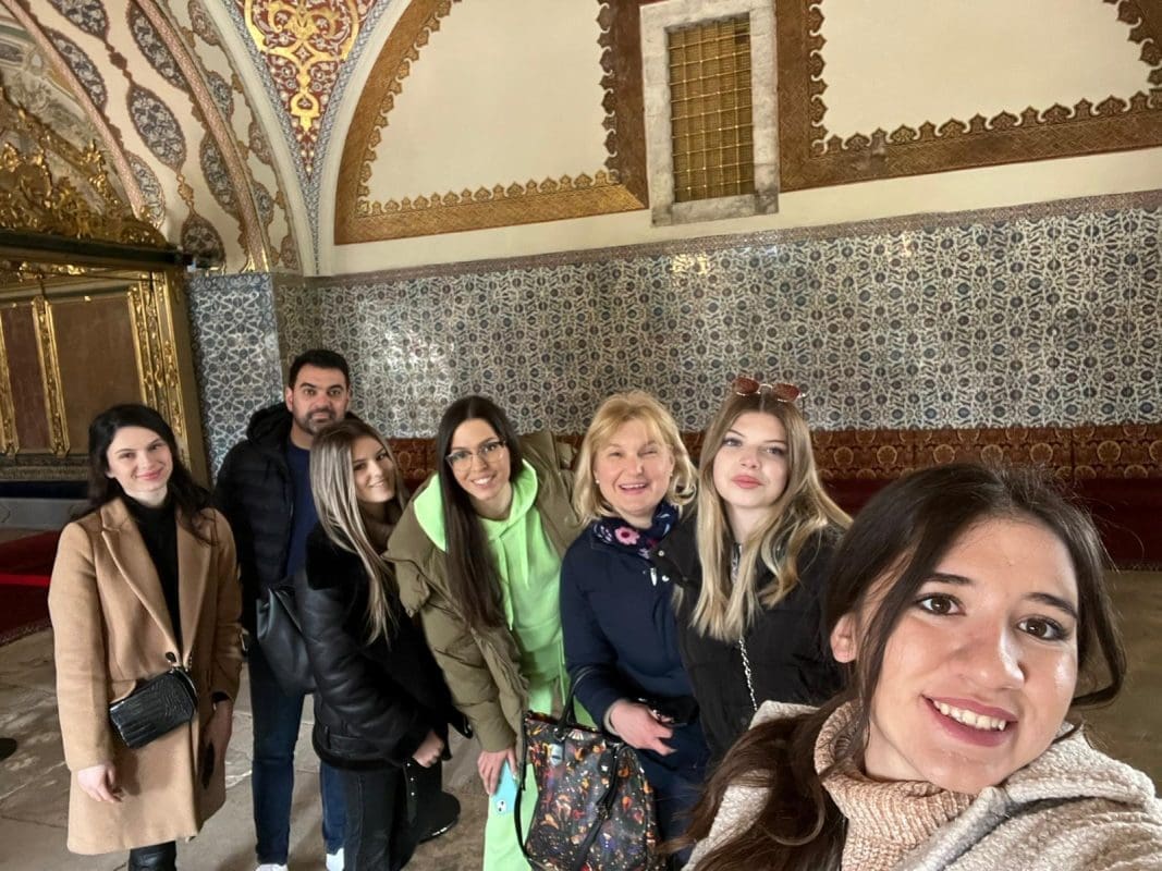 MLADI SPLIĆANI U TURSKOJ Turističko ugostiteljska škola Split sudjelovala u ERASMUS +, UNESCO projektu