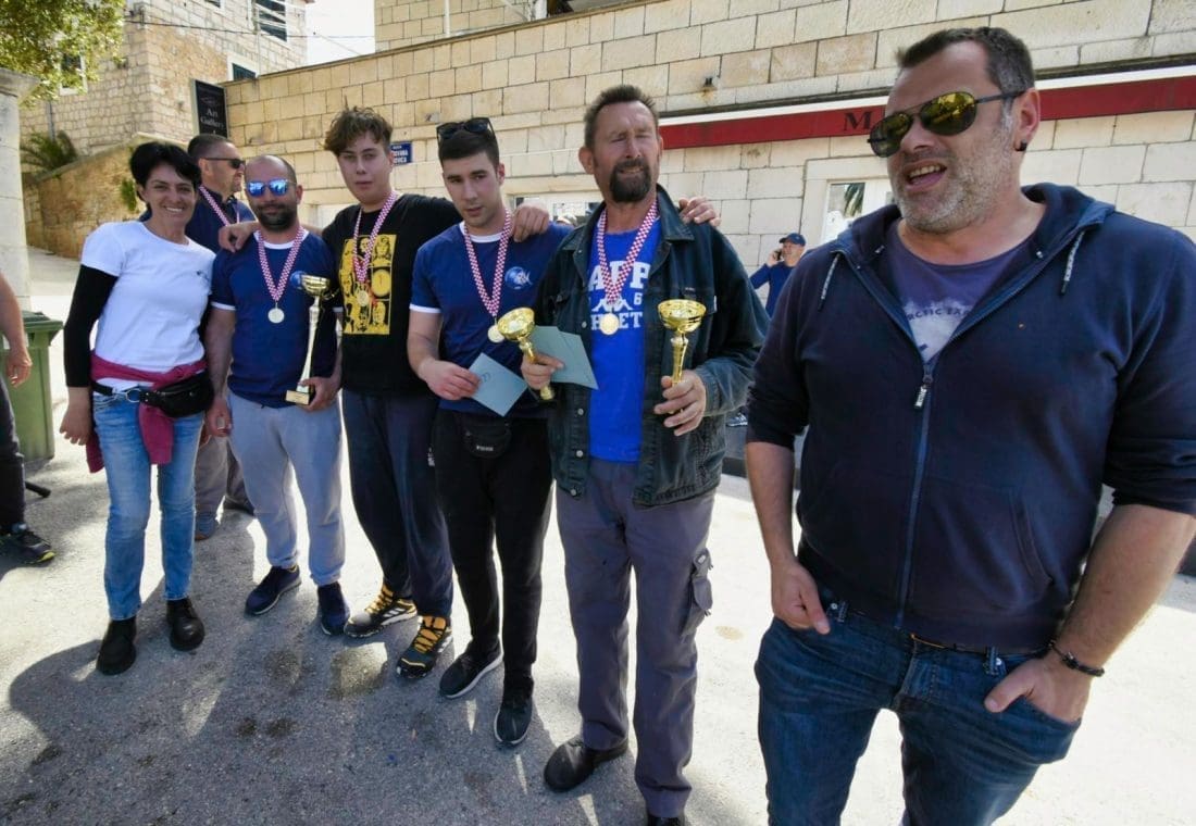 "FALA TI MORE" Uskršnje izdanje revijalnog ribolovnog natjecanja održano u Sutivanu