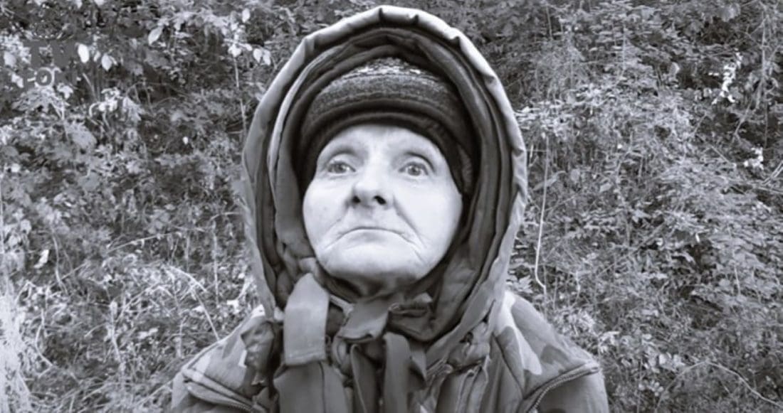 Preminula legendarna hrvatska baka: Zvali su je Crvenkapica, a bila je beskućnica