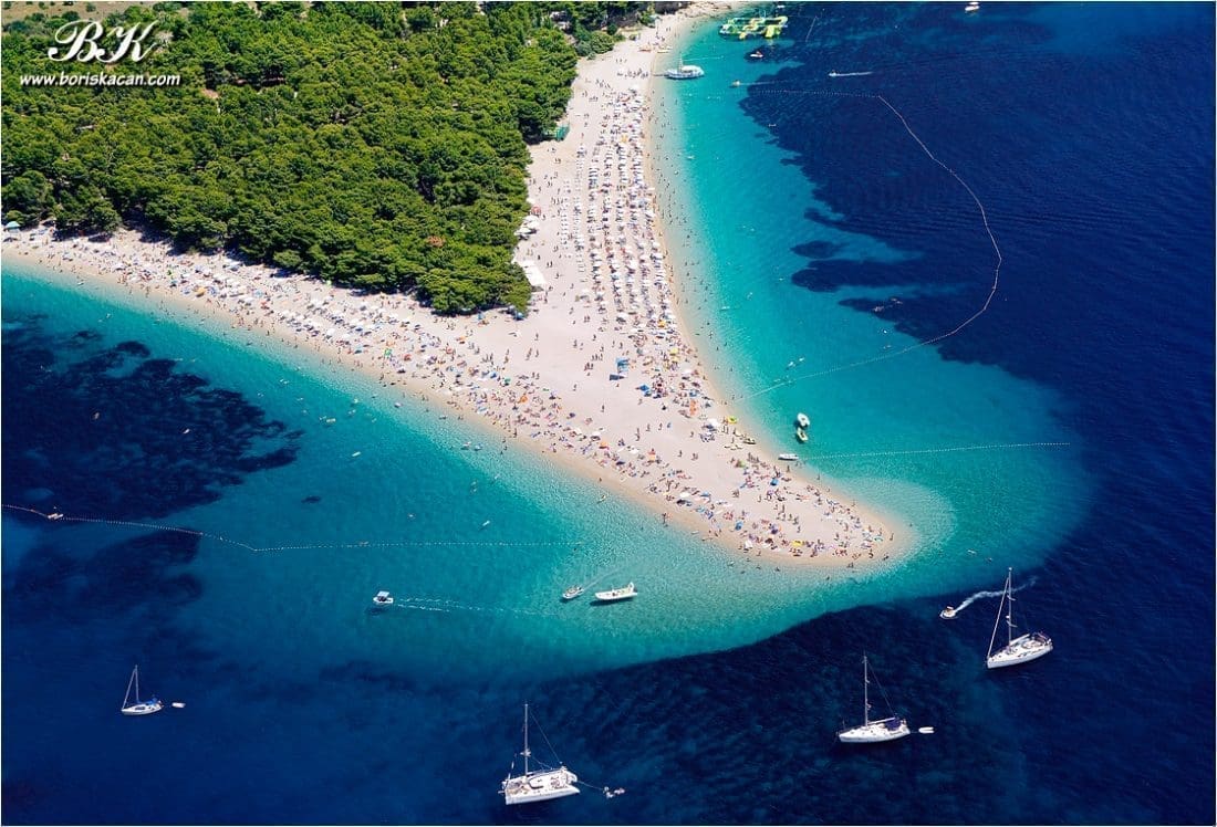 SULUDA SITUACIJI U OPĆINI BOL Razriješili direktora Turističke zajednice ga pa ga nakon 20 dana vratili na dužnost