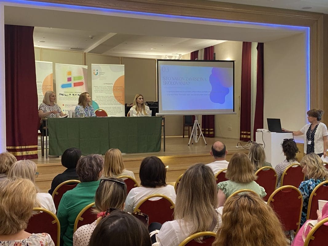 Projekt "Zajedno sretni" - podrška daljnjem procesu deinstitucionalizacije i transformacije domova socijalne skrbi za osobe s invaliditetom