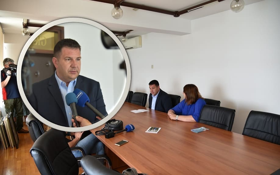 ŠTO SE RADI U KAŠTELIMA? Gradonačelnik Ivanović predstavio niz projekata: "Napokon možemo reći kako probleme sa kanalizacijom privodimo kraju"