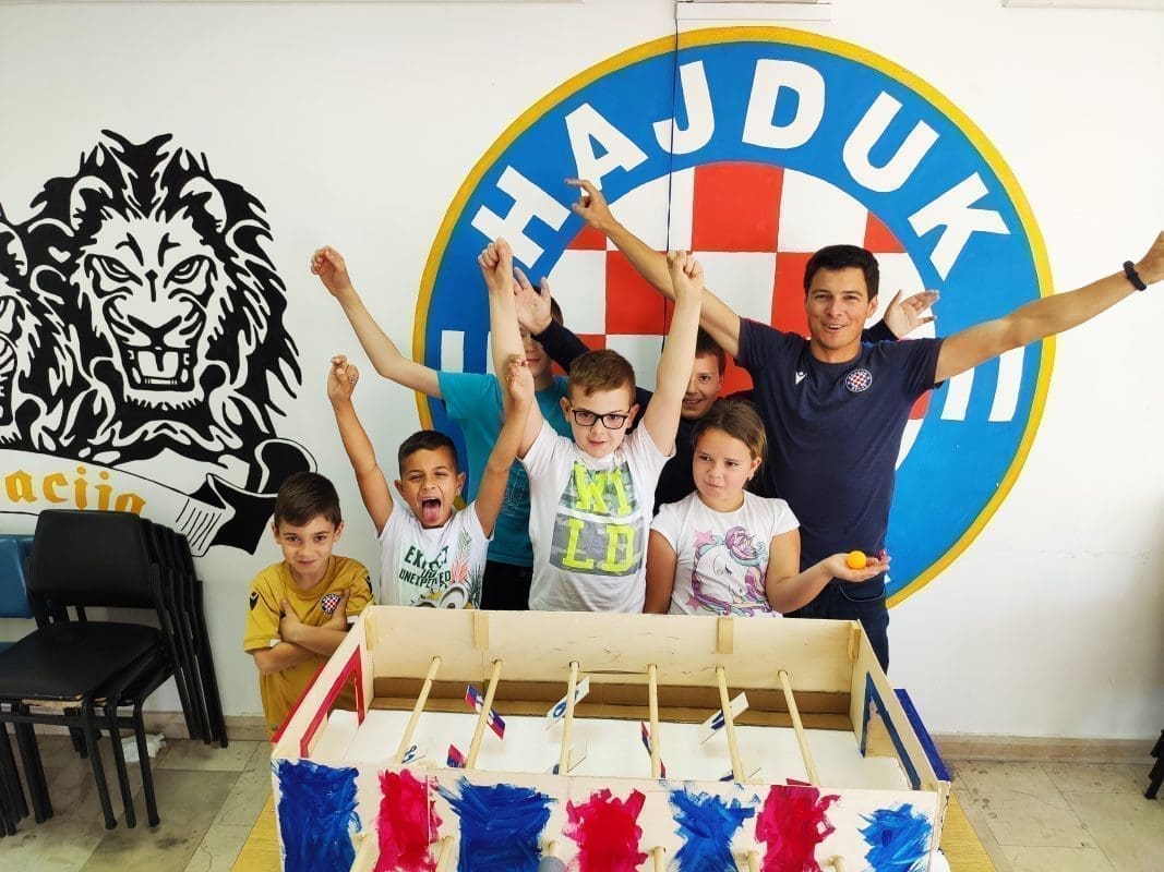 SPOJILI DVIJE LJUBAVI "Meštri o' tehnike" organizirali radionicu na hajdučki način