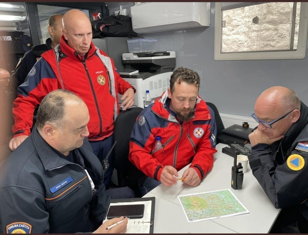 NIJEMCI O PADU CESSINE: "Potvrđeni su naši najgori strahovi... Dirnuti smo osobnom predanošću hrvatskih spasilačkih službi"