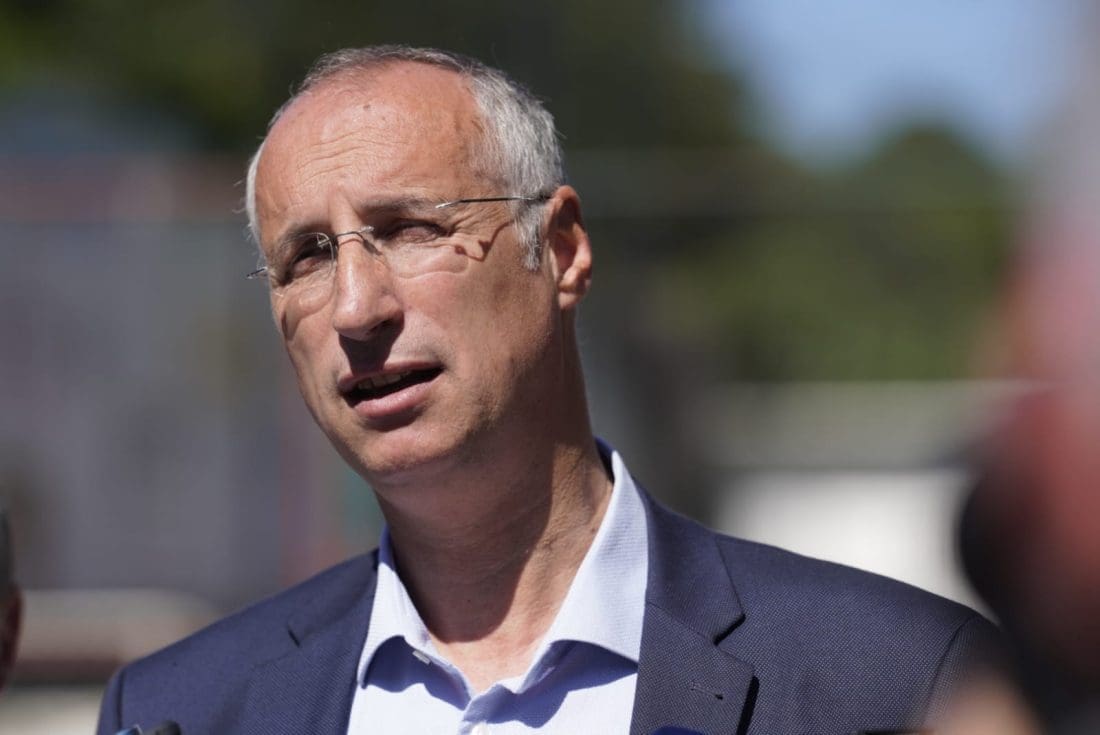 Ivica Puljak traži studente za prikupljanje potpisa, evo koliko plaća satnicu