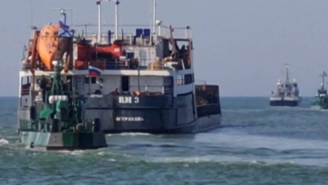 Luku u Mariupolju napustio prvi teretni brod, pratila ga ruska mornarica