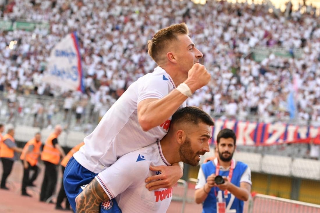 ODUŠEVLJENJE U SPLITU Melnjak "uhvaćen" u stanici za tehnički pregled, evo na čemu se vozi