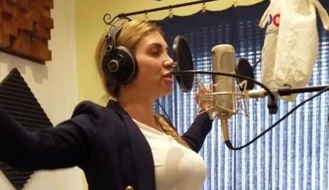 ZAPJEVALA I MIRTA Snimljena obrada hita "Ništa kontra HRT Splita"