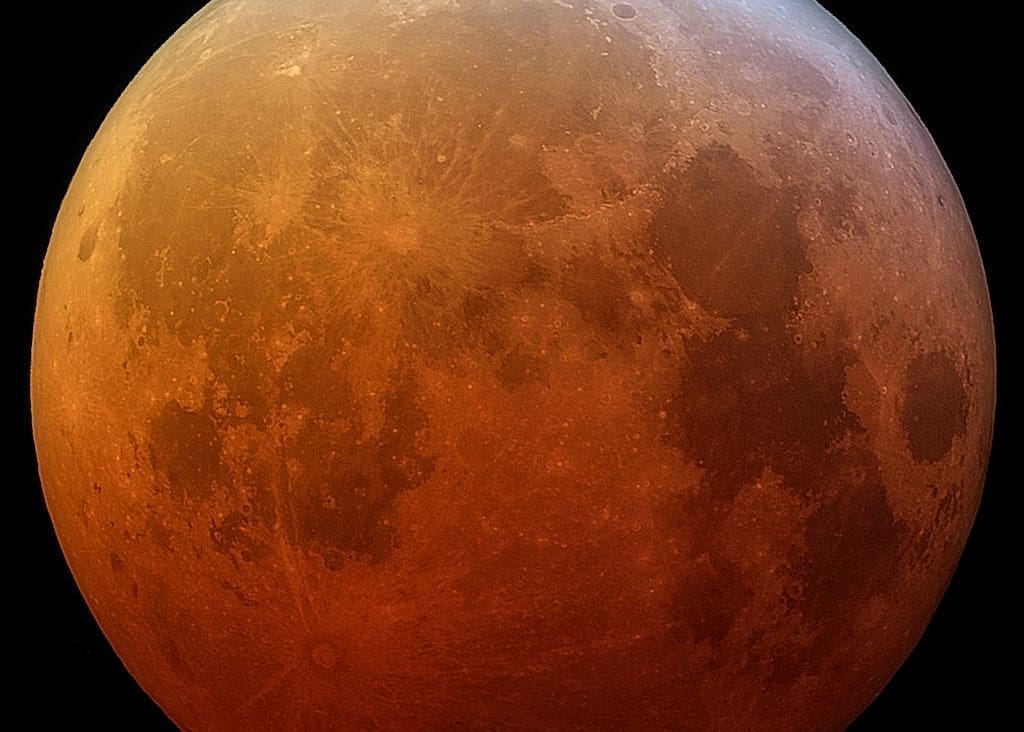 PRIZOR ĆE BITI FASCINANTAN Evo kada će doći do potpune pomrčine Mjeseca, promatrajte je iz Splita