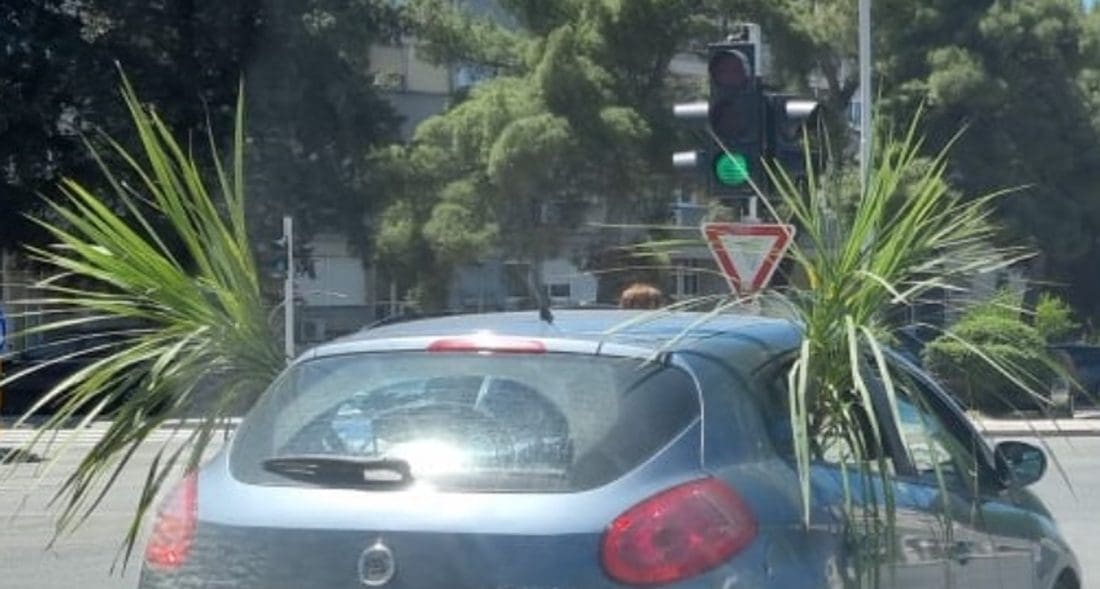 URNEBESNA FOTOGRAFIJA Ovaj vozač nasmijao je Splićane, komentari su pravi hit: "Putem je naraslo"