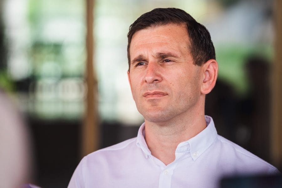 'RAT' NA DRUŠTVENIM MREŽAMA Šuta uzvraća udarac: "Ne mogu se oteti dojmu da je na djelu klasičan politički obračun nakon što sam izabran za predsjednika HDZ-a"