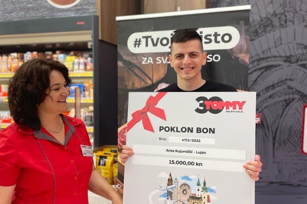 VIDEO Imoćanin Ante osvojio glavnu Tommyjevu nagradu: #TvojeMisto slavi rođendan, tebi idu darovi!