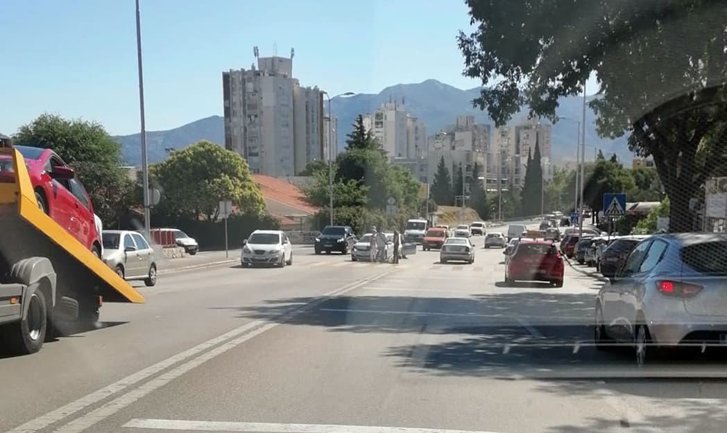 Sudar na raskrižju Velebitske i Benkovačke ulice u Splitu