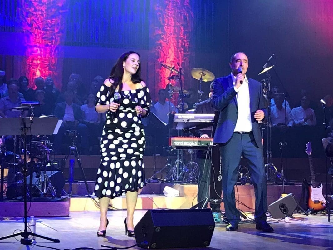 Anđela stiže iz Luksemburga u Split da sa Zekom na Žnjanu uživo otpjeva "Ima li nade za nas"