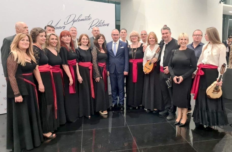 Mješovita klapa "Filip Dević" u uspješnoj "pjevačkoj diplomatskoj misiji" u Sjevernoj Makedoniji