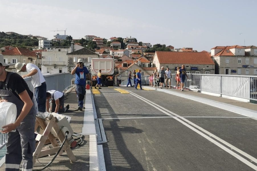 TROGIR I ČIOVO MOGU ODAHNUTI Danas od 17 sati Čiovski most otvara se za promet vozilima