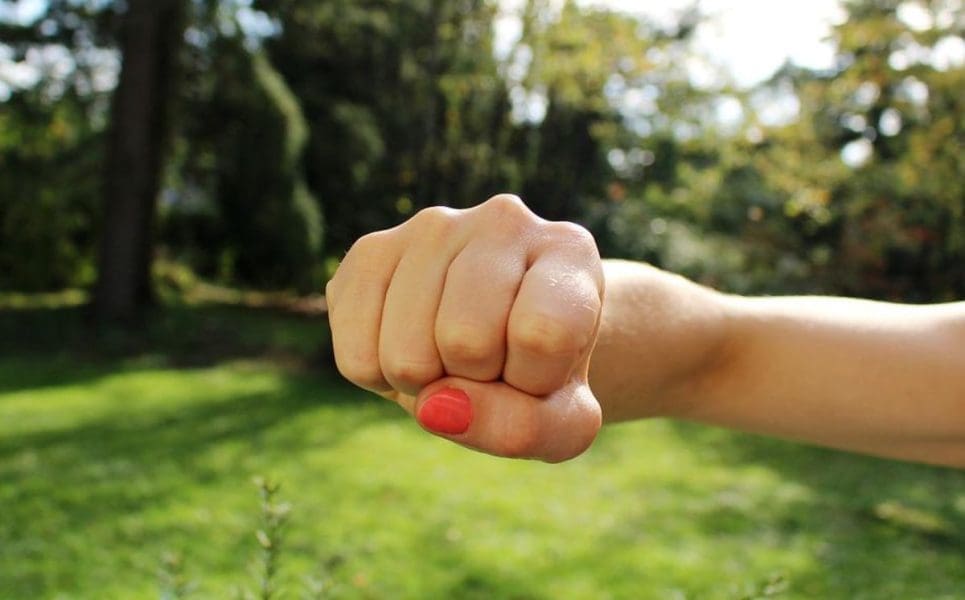 DRAMA, TOTALNA DRAMA! Dvije mlade djevojke se u zoru mlatile ispred pekare: "Ku*vo, je*eš se za 20 eura"