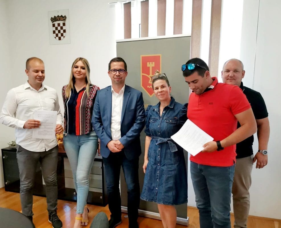 VELIKI RAZVOJ NA KLISU Zahvaljujući dobrim mjerama Općine, mlade obitelji život započinju na Klisu