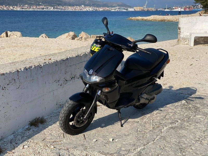 U Trogiru ukraden motor, vlasnik moli sve koji su nešto vidjeli da mu se jave