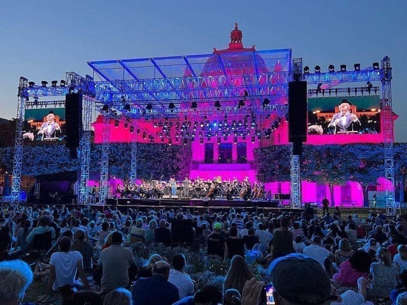 SVEČANO OTVARANJE 52. TROGIRSKOG KULTURNOG LJETA Ovog ponedjeljka koncert Zagrebačke filharmonije na glavnom gradskom trgu