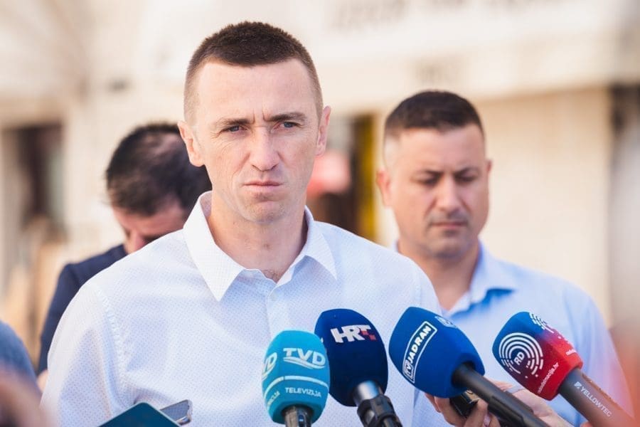 Okreće li se Domovinski pokret HDZ-u? "Ne odbijam ja apriorno ni moguću suradnju"