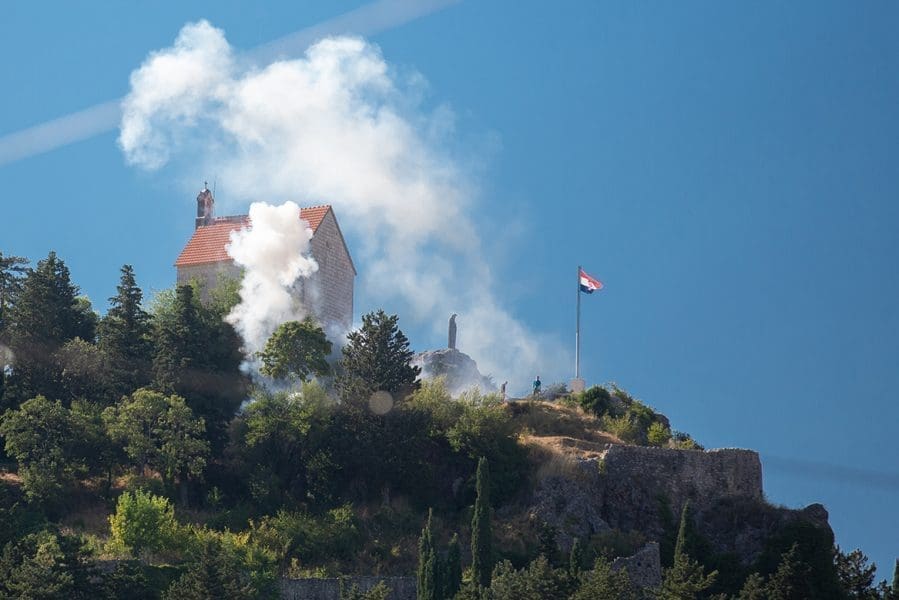 Turistička zajednica grada Sinja organizira besplatna stručna turistička vođenja