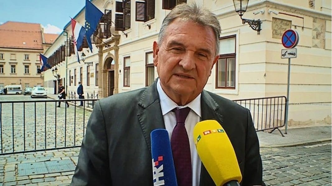 Radimir Čačić imao prometnu nesreću