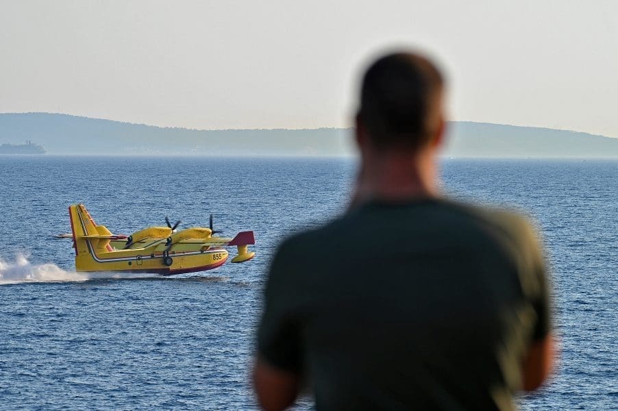 Kanaderi "spasili" stvar s požarima u splitskom zaleđu: U Stobreču su bili prava atrakcija