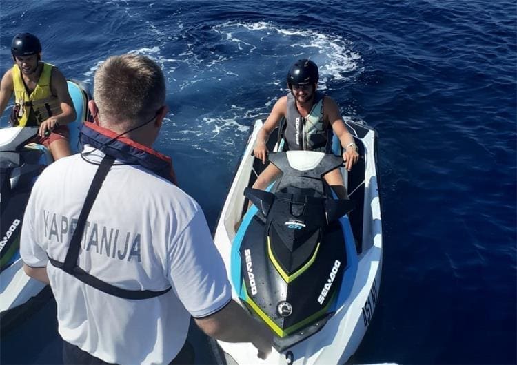 OGROMNA AKCIJA NA MORU Inspektori naplatili preko 400 tisuća kuna kazni