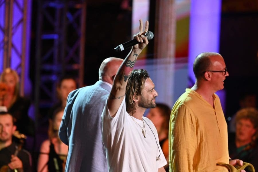 DOGODILA SE NEZGODA Ozlijedio se poznati splitski pjevač: "Trenutačno je na štakama"