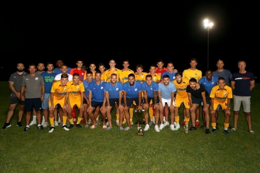 BIVŠI HAJDUKOVAC POTPISAO UGOVOR I ODMAH ZABIO HAT-TRICK Solinjani osvojili turnir u Zmijavcima