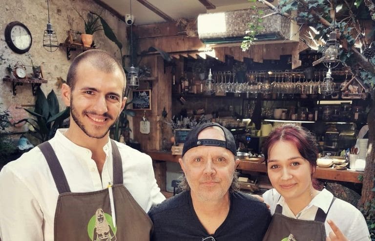 Osnivač Metallice ljetuje u Splitu: Posjetio vegetarijanski restoran