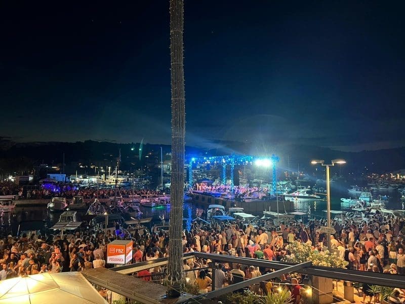 oliver-koncert-vela-luka-trag-u-beskraju(6)