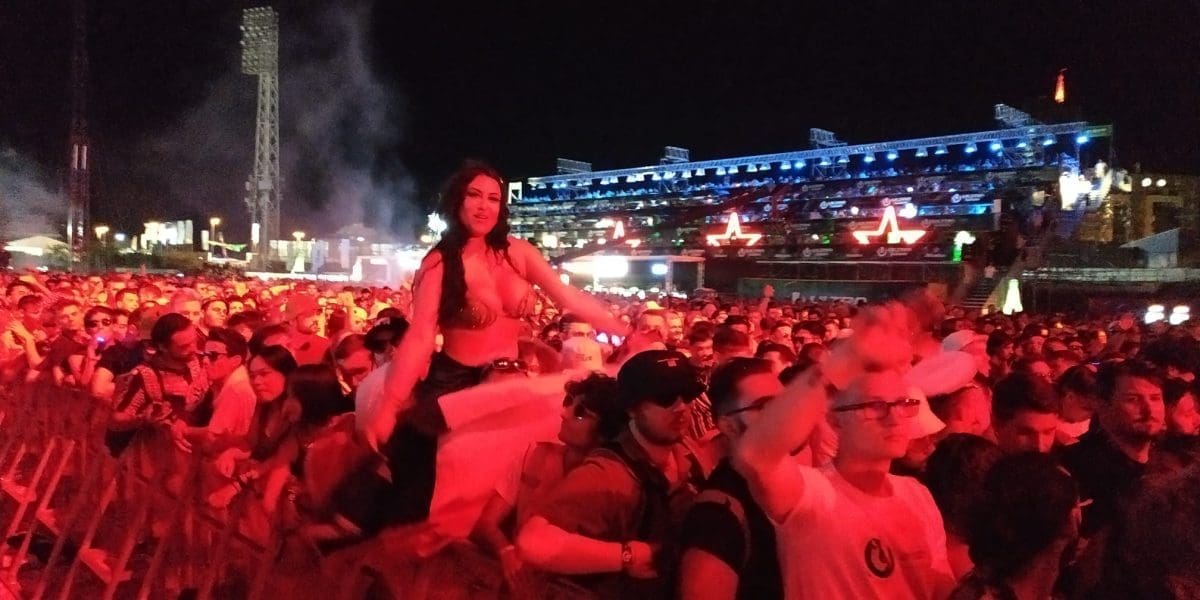 VEĆ GODINAMA U SPLITU JE VATRENO Pogledajte emotivni video najspektakularnijih trenutka festivala ULTRA Europe 2022