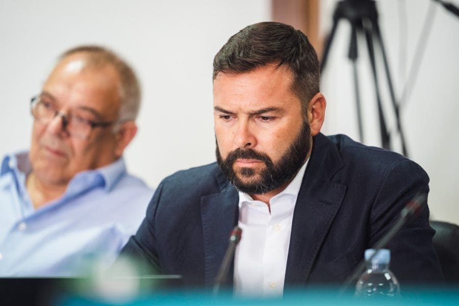 BALOV O PULJKU: "Kritizirao je političnost sustava i rugao se članskim iskaznicama, a danas sam njeguje isti stil!"