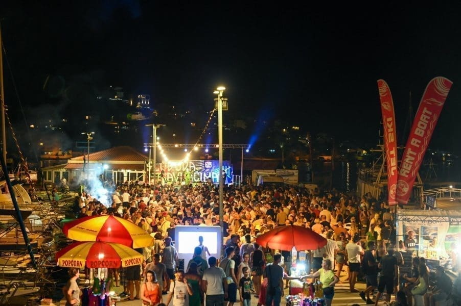 bila-noc-okrug-foto (1)