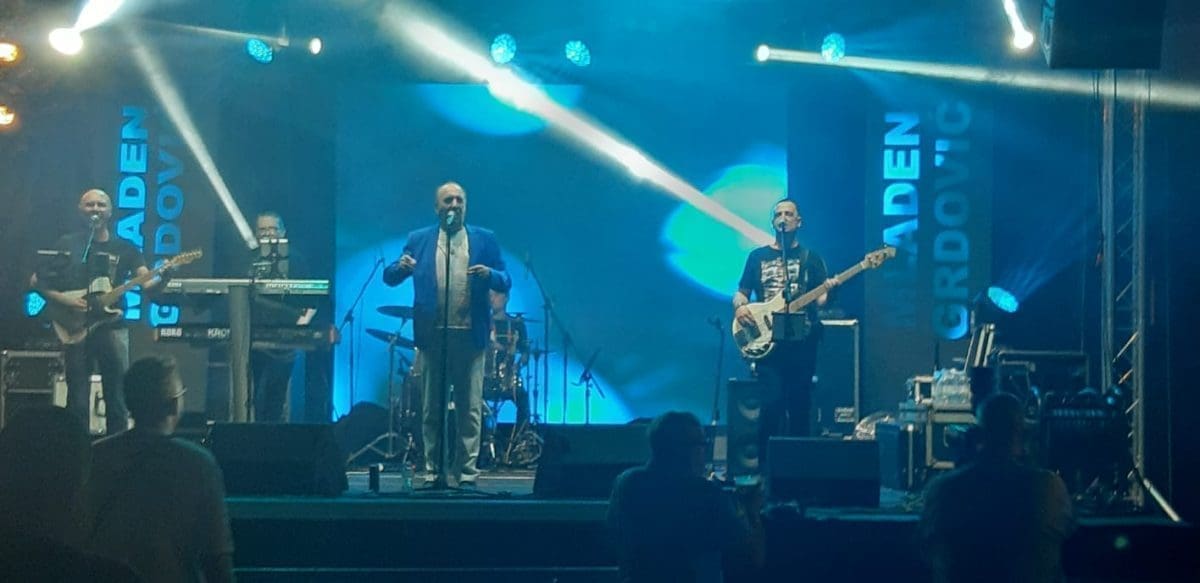 GRDOVIĆ "ZAPALIO" SPLIT Slavi se pobjeda Barakuda, donosimo dio atmosfere