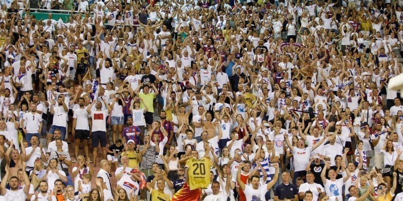 LUDNICA I SPEKTAKL NA POLJUDU Evo kada počinje prodaja ulaznica za veliku utakmicu s Villarrealom. Hajduk ima važnu vijest za pretplatnike