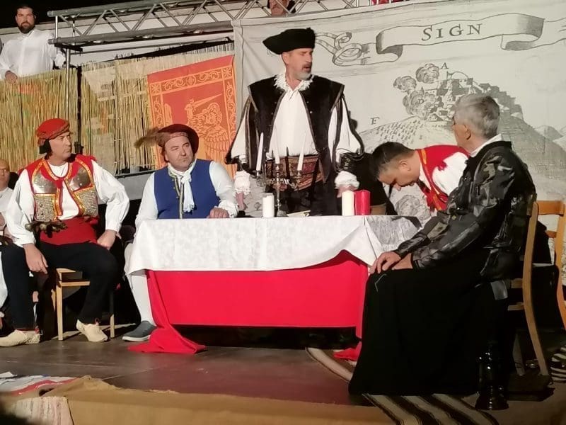 POVIJESNI SPEKATKL Donosimo dio predstave Opsada Sinja pod redateljskom palicom Roberta Kurbaše