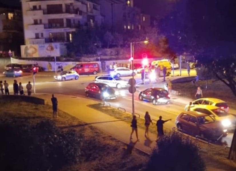 SKRŠILI SE MOTOR I AUTO NA KRIŽANJU VINKOVAČKE I BUŠIĆEVE Jedna osoba vozilom Hitne pomoći prebačena u bolnicu