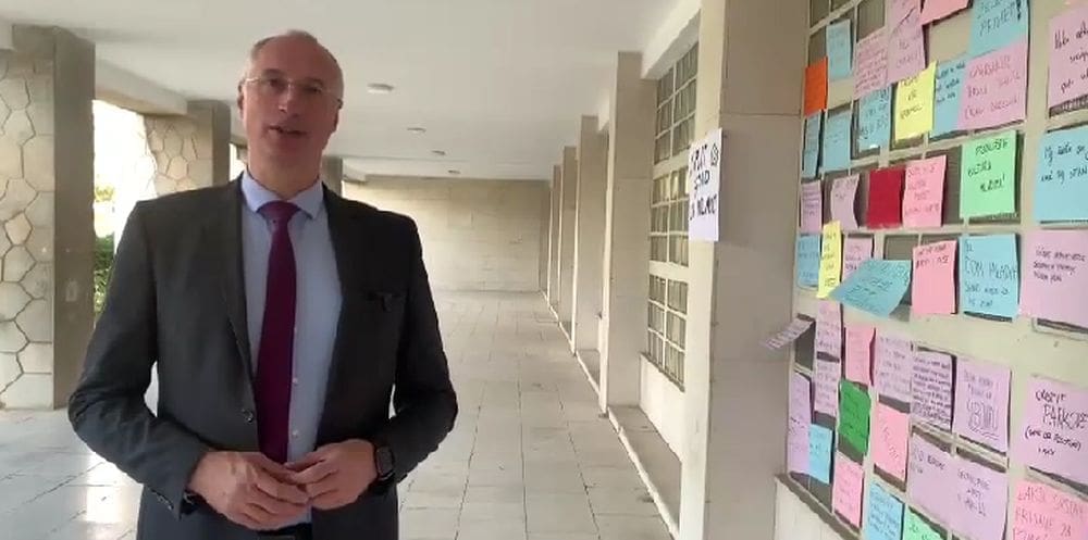 Gradsku vlast dočekale poruke pred Banovinom! Puljak: "Čestitam svim mladima njihov dan, uz obećanje..."