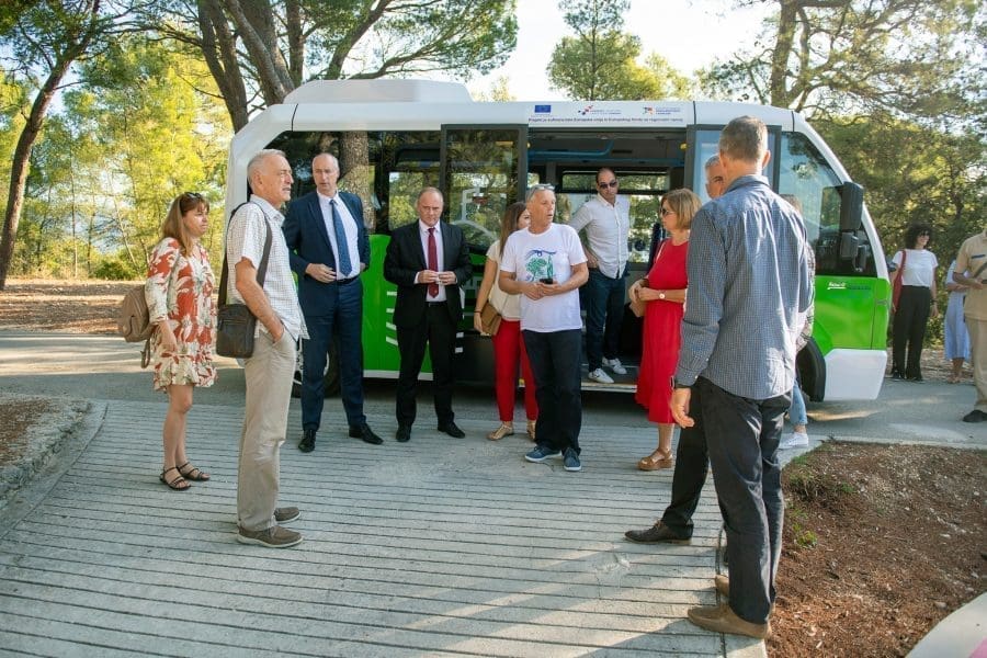 Čelnici splitske Gradske uprave obišli Botanički vrt i promatračnicu na Marjanu