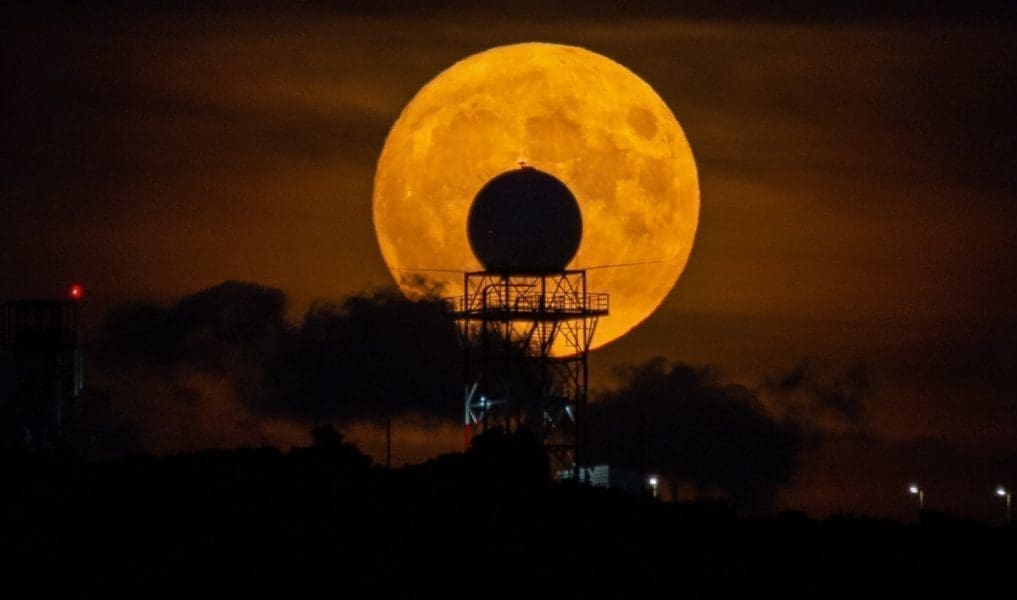 Nestvarno lijepi prizori iz Dalmacije: Pun Mjesec i radar koji smo čekali desetljećima