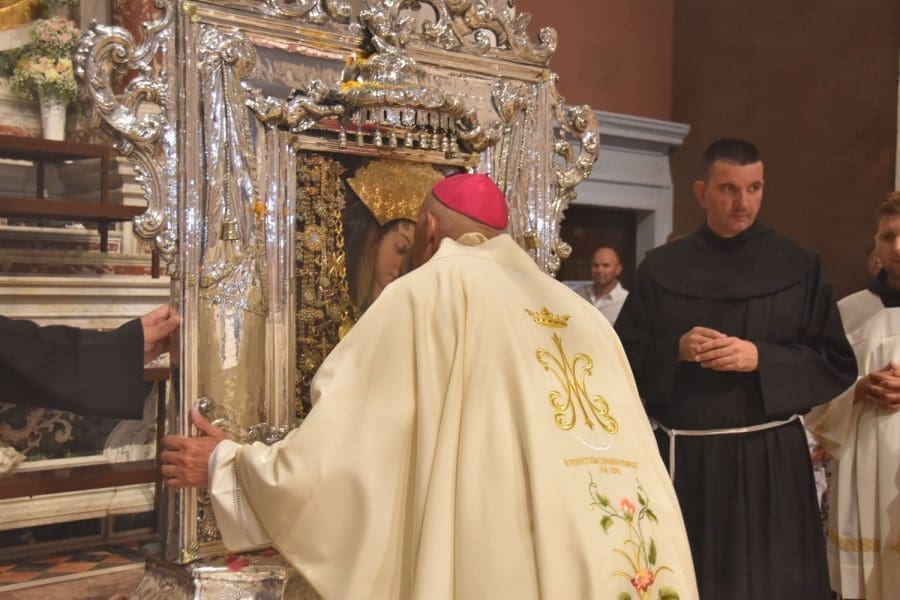 velika-gospa-misa-sinj (1)